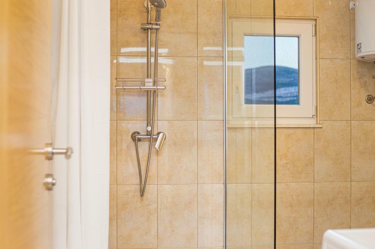 Guest House Pelja Plano Екстериор снимка